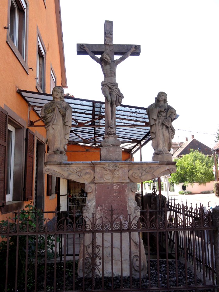 Duttlenheim (Bas-Rhin) calvaire du bourg