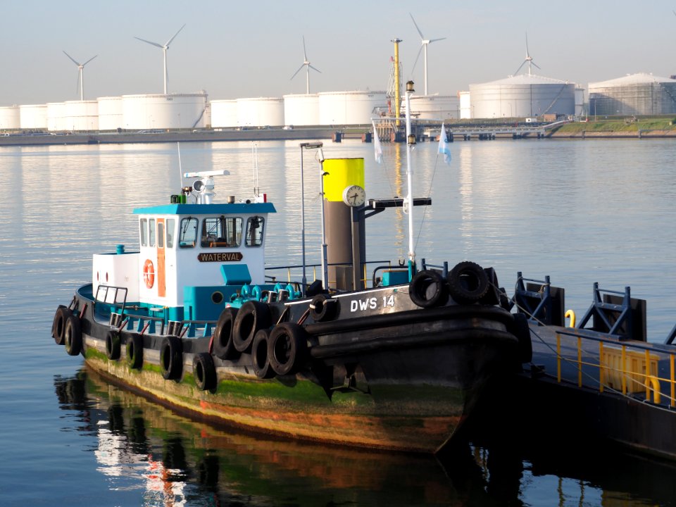 DWS 14 Waterval (ship, 1985) ENI 02009391, Port of Rotterdam