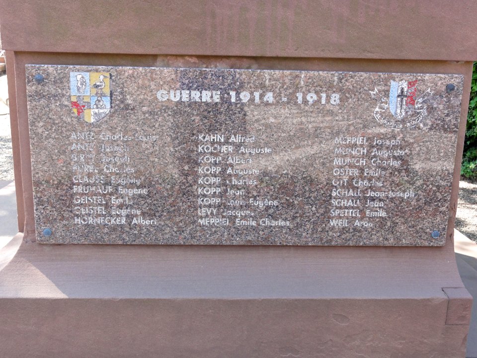 Duttlenheim (Bas-Rhin) monument aux morts (02)