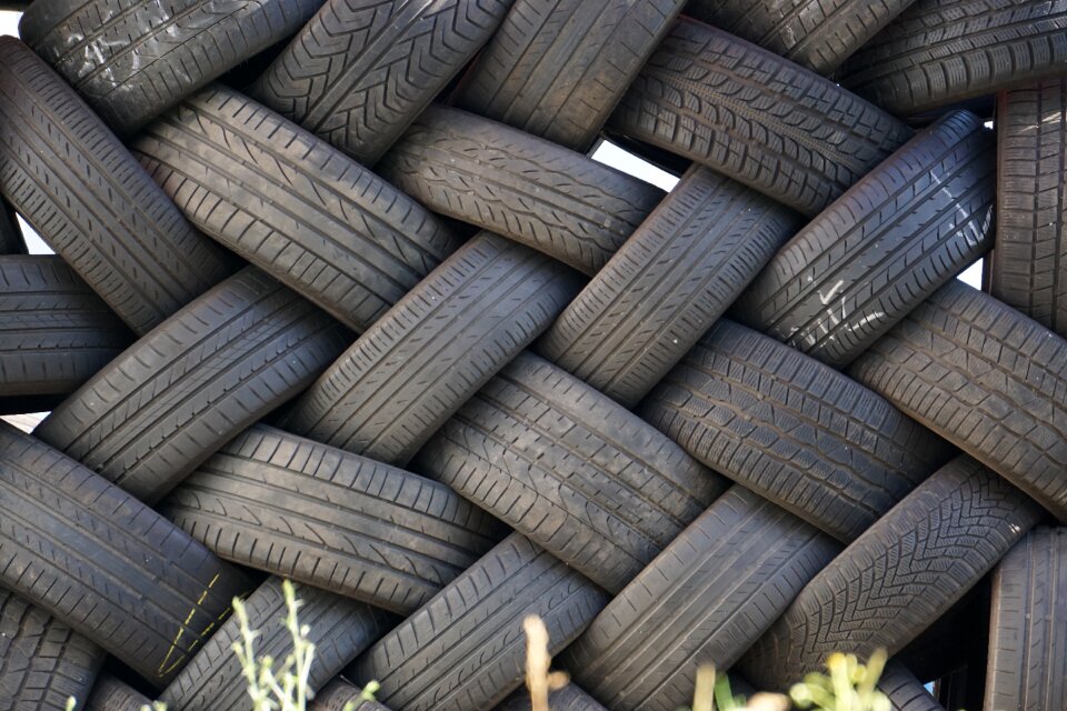 Black stacked auto