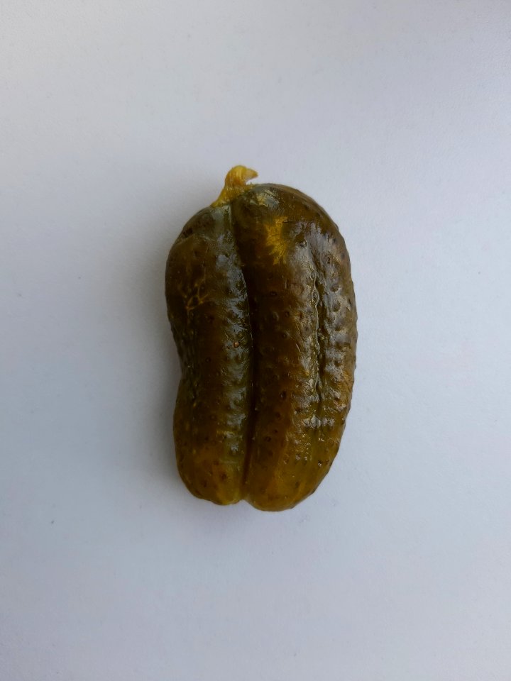 Dvojita okurka A