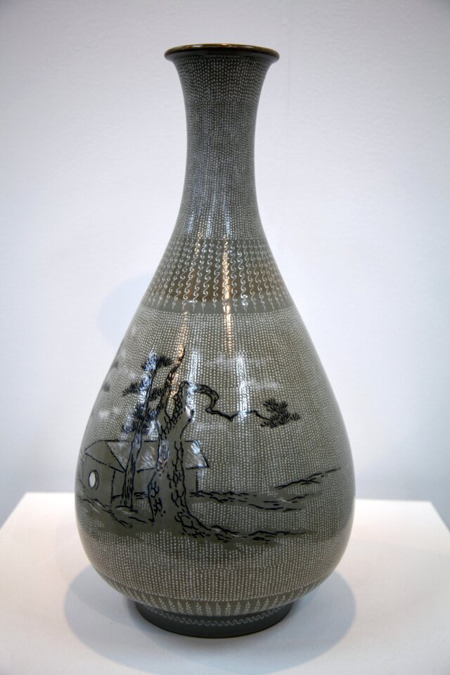 Craft exhibition bowl