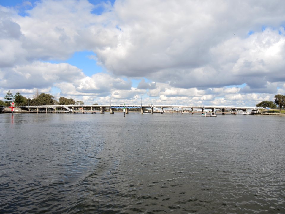 E37 Mandurah Bridge (August 2015) 34
