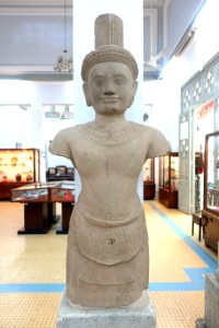 Dvarapala, Preah Palilay, Cambodia, 12th century, sandstone - Museum of Vietnamese History - Ho Chi Minh City - DSC05922