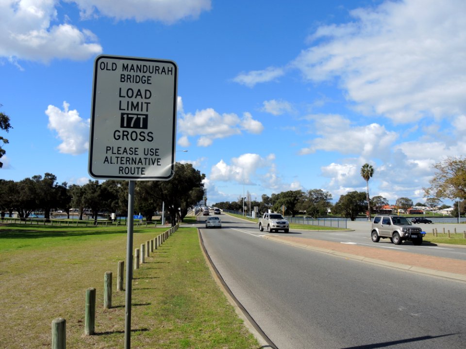 E37 Mandurah Bridge (August 2015) 15