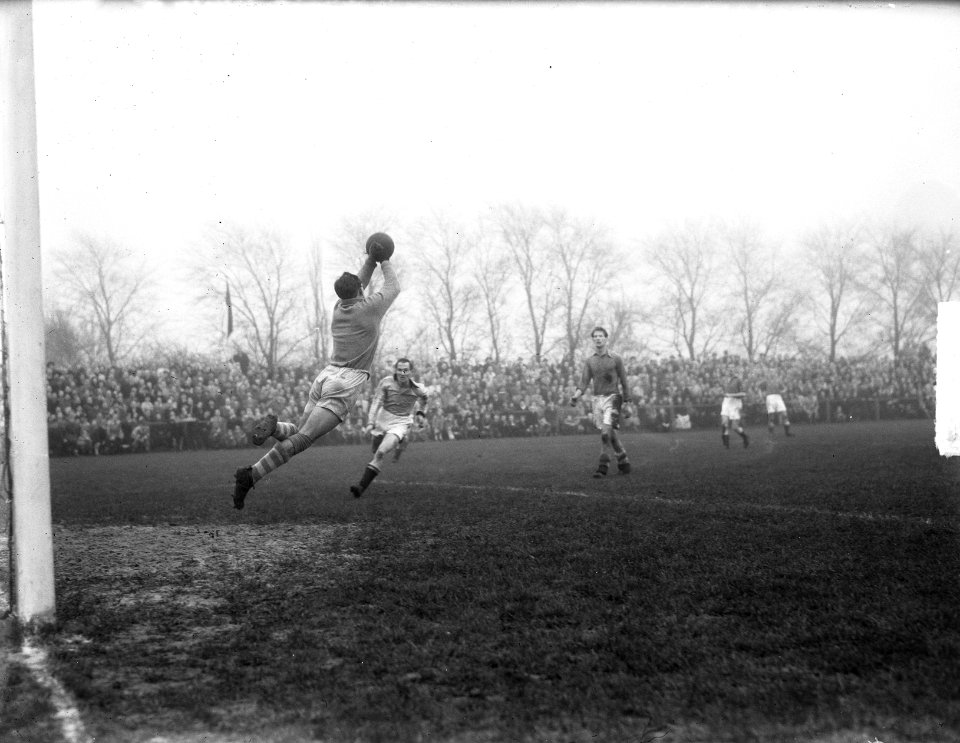 DWS tegen AGOVV 0-2, Bestanddeelnr 904-3119