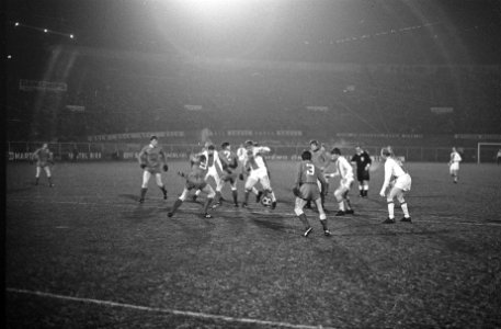 DWS tegen Ajax 2-1, 9 keeper Jongbloed en Dijkstra zorgen dat Hulshof niet bij d, Bestanddeelnr 921-9310