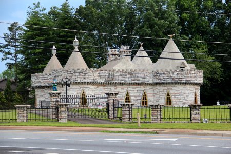 Dwarf Castle, Milton, GA June 2017