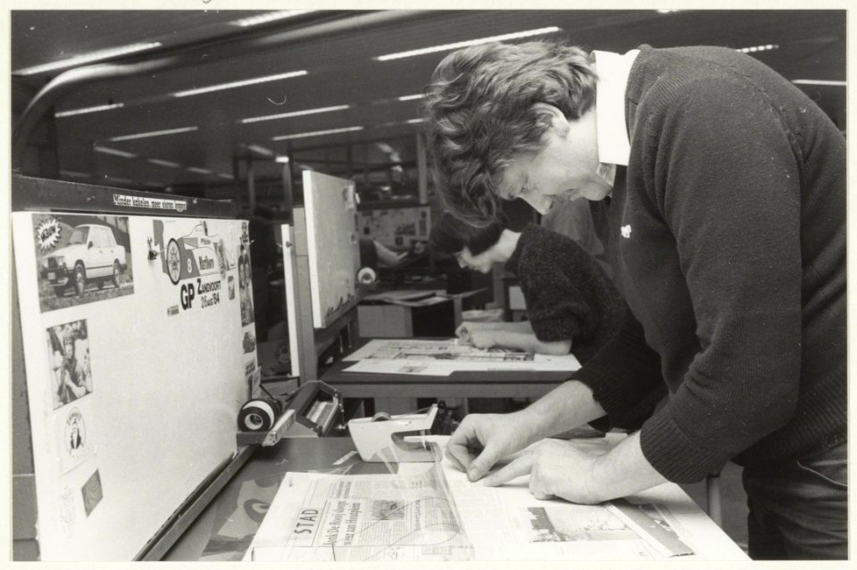 Een kijkje in de drukkerij van het Haarlems Dagblad in de Waarderpolder. NL-HlmNHA 54015433 01