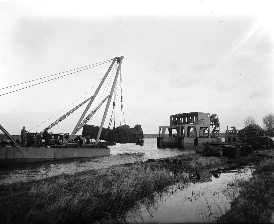 Een kolos in de Sloterpolder, Bestanddeelnr 902-5728