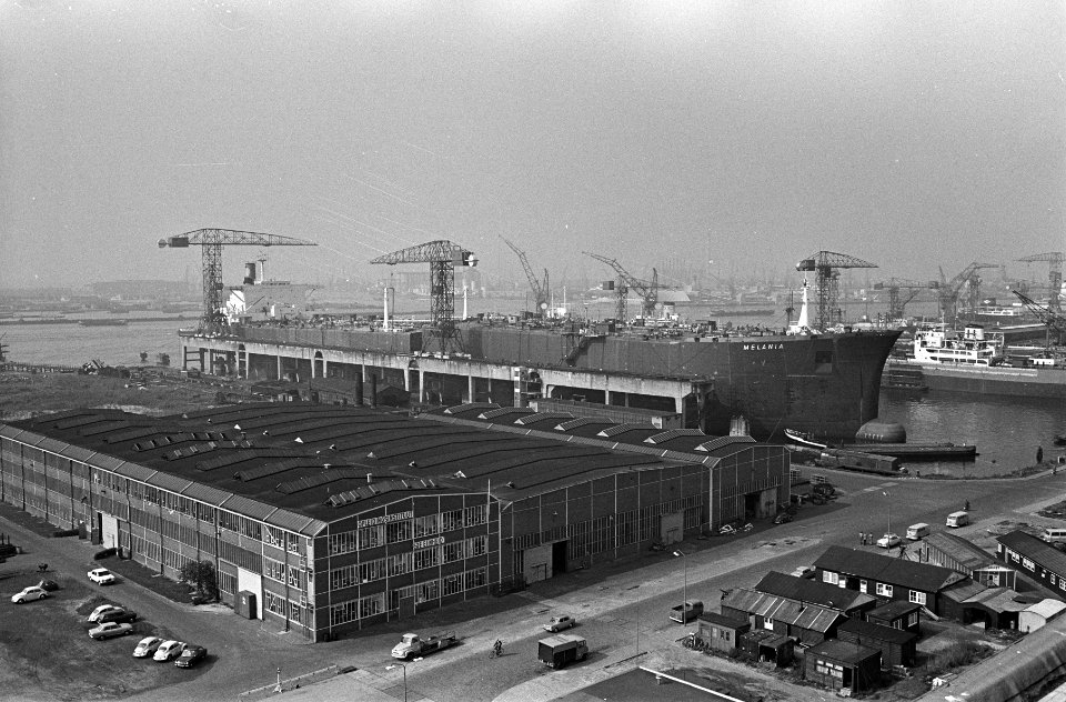 Een overzicht van het scheepsbouwterrein, Bestanddeelnr 921-6624