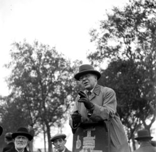 Een spreker bij de Speakers' Corner in het Hyde Park, Bestanddeelnr 254-1994