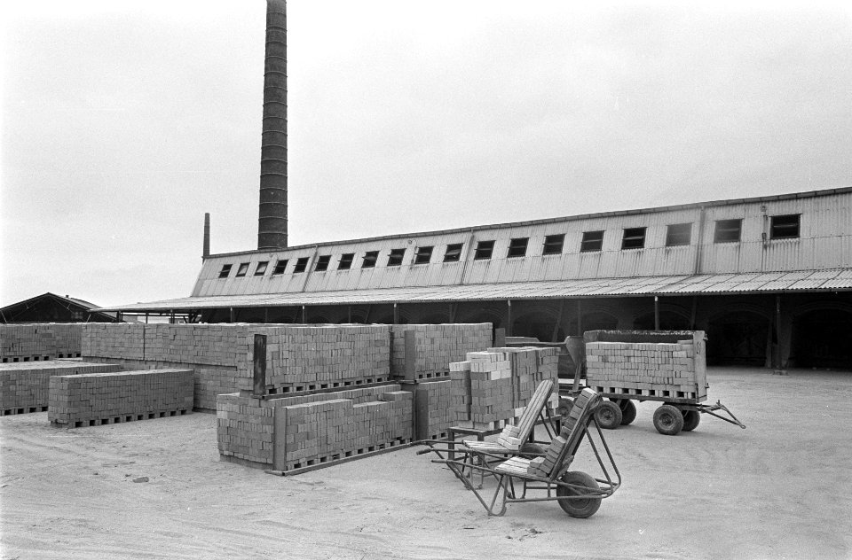Een steenfabriek langs de Rijn bij Wijk bij Duurstede Rijswijk, Bestanddeelnr 922-5676