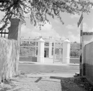 Een woonhuis in de wijk Scharloo in Willemstad op Curaçao, Bestanddeelnr 252-7119