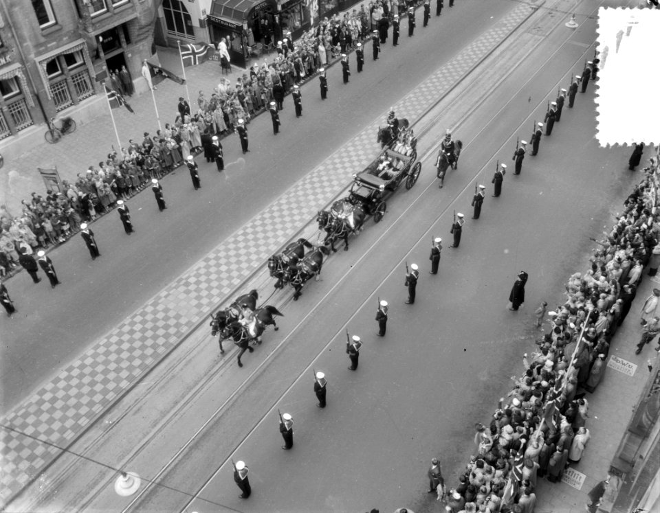 Eerste dag bezoek Noorse Koning , overzichten stoet Damr en Dam, Bestanddeelnr 906-6596