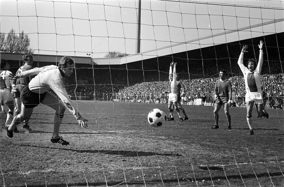 Eerste Ajax-doelpunt, Bestanddeelnr 924-4661