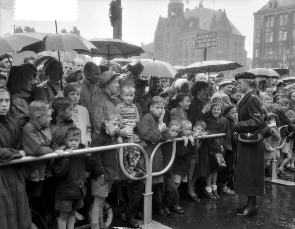 Eerste dag bezoek Noorse Koning , publiek, Bestanddeelnr 906-6604
