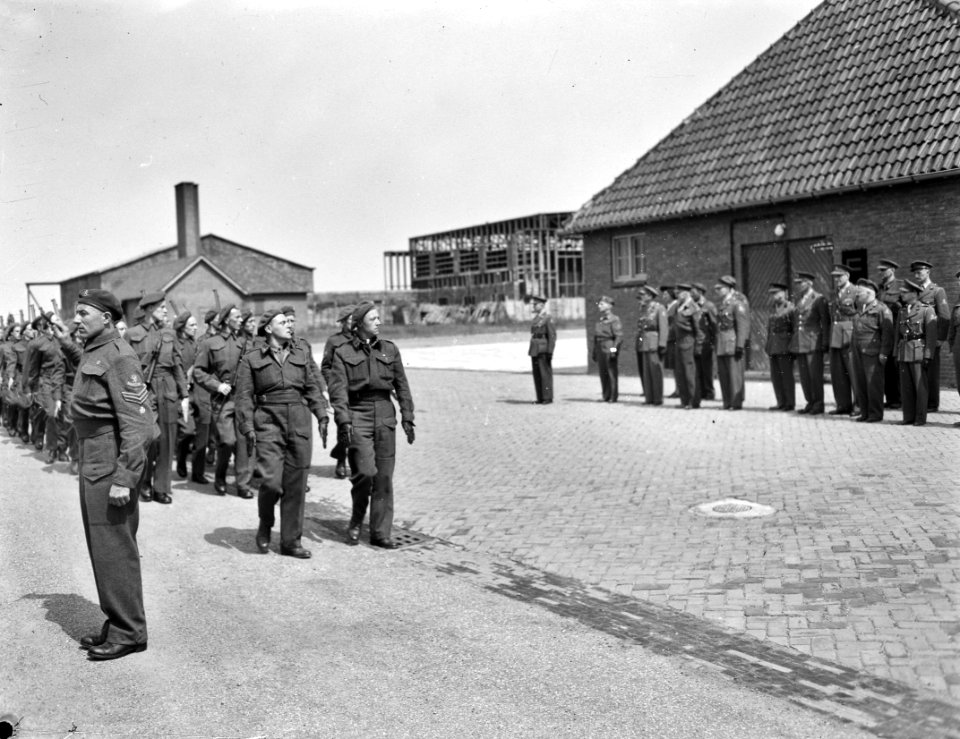 Eenjarig bestaan Kaderschool, Bestanddeelnr 901-8012