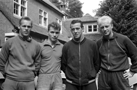 Eerste centrale training Nederlands elftal, vlnr Van der Merwe , Petterson, , Bestanddeelnr 914-2291