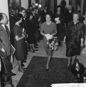 Edward van Beinumhuis opening Toon Kunstenaars Centrum door prinses Irene te Bre, Bestanddeelnr 915-8046