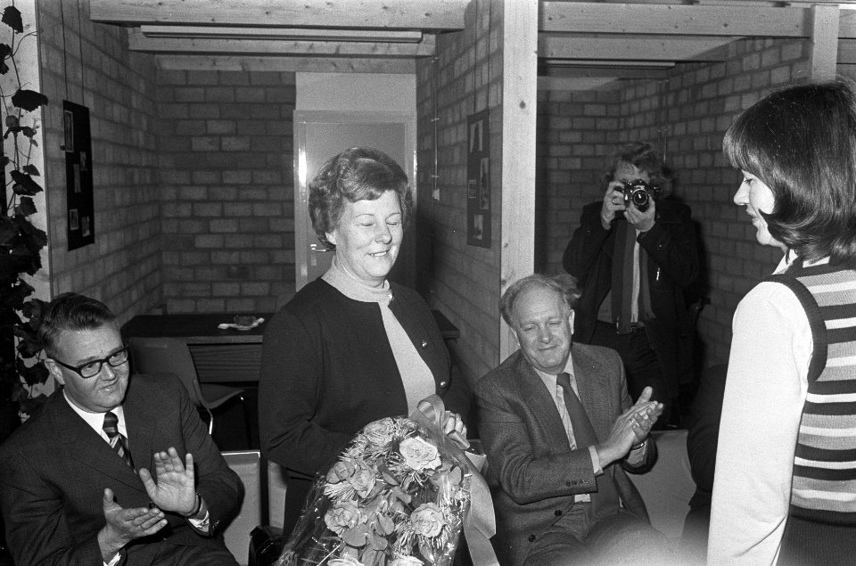 Een aantal van de aanwezigen, Bestanddeelnr 926-8711