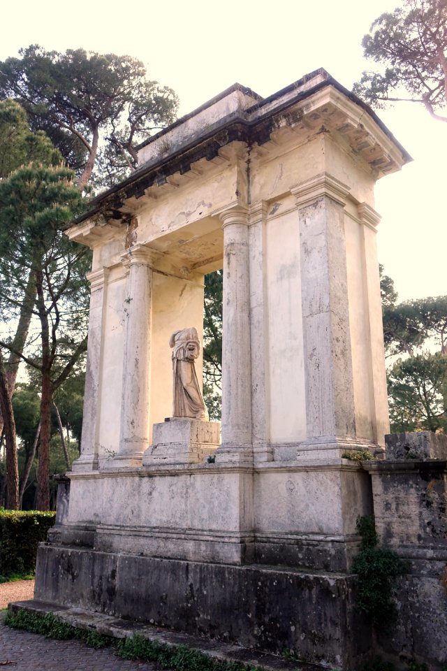 Edicola della Musa - Villa Borghese - Rome, Italy - DSC04552