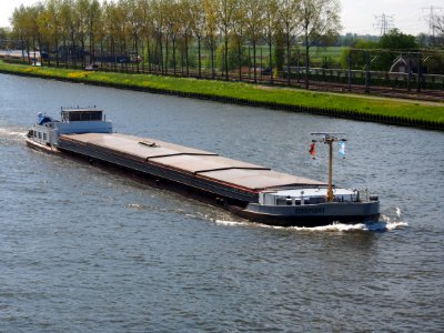 Eemspoort, ENI 02204709 at the Amsterdam-Rhine canal, pic1