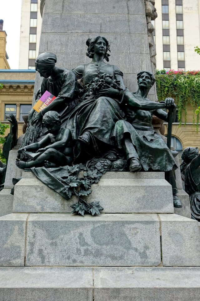 Edward VII Monument - Montreal, Canada - DSC08616