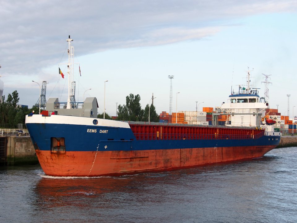 Eems Dart - IMO 9195640 leaving Berendrechtsluis, Port of Antwerp pic2