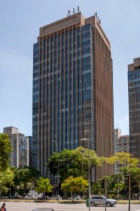 Edificio grueso de faria lima