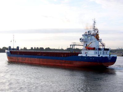 Eems Dart - IMO 9195640 leaving Berendrechtsluis, Port of Antwerp pic5