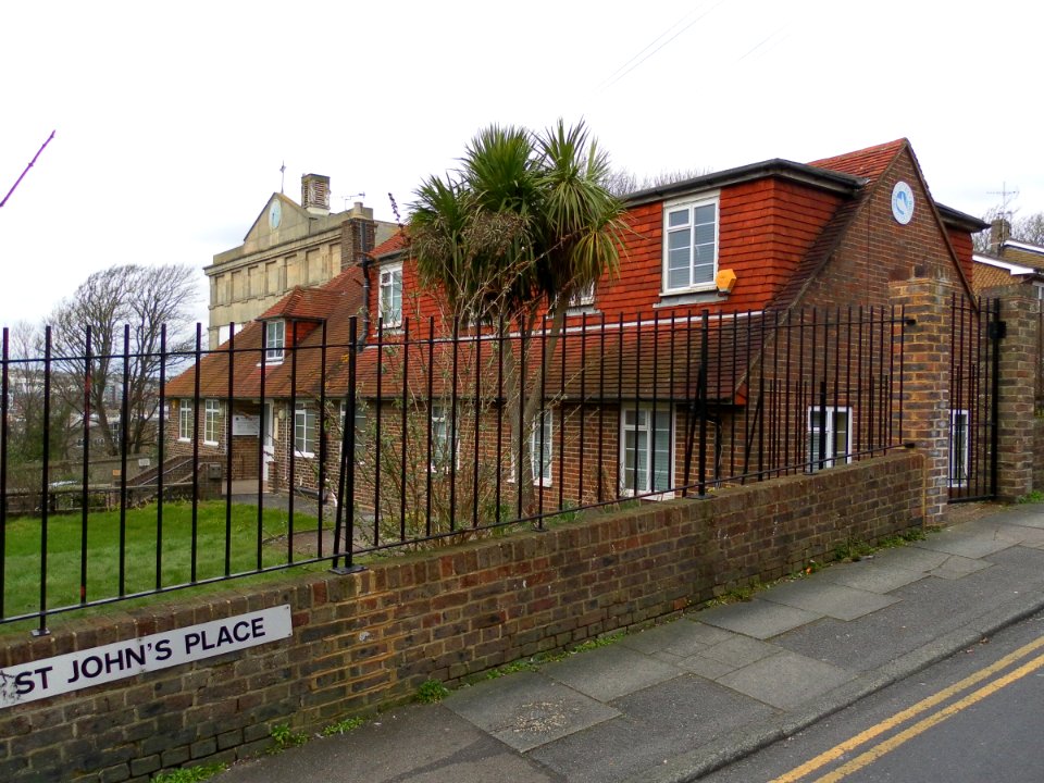 Edward Riley Memorial Hall (Brighton Deaf Centre), Carlton Hill, Brighton (March 2013)