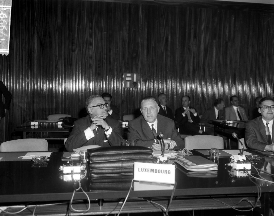 EEG Ministerraad in Brussel bijeen, delegatie Luxemburg, Bestanddeelnr 917-9991