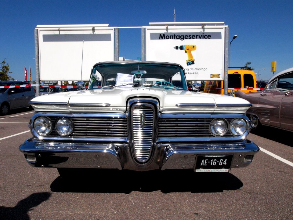 Edsel Corsair AE016064 pic2