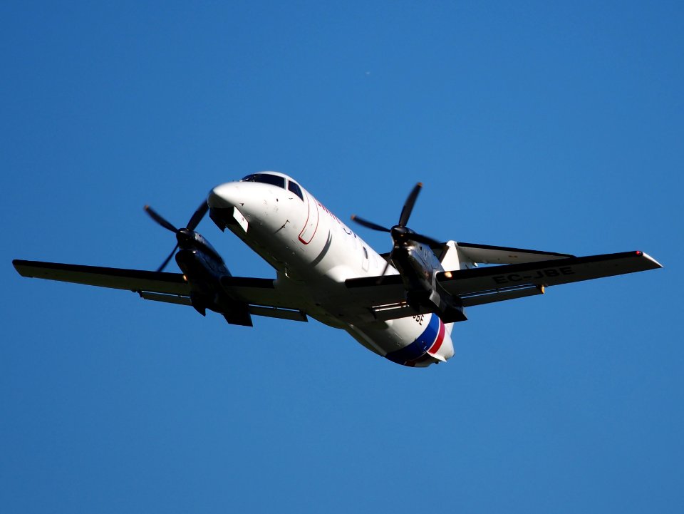 EC-JBE Swiftair Embraer EMB-120FC Brasilia takeoff from Schiphol (AMS - EHAM), The Netherlands, 11june2014, pic-1