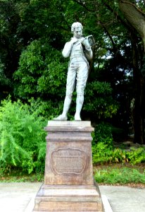 Edward Jenner by Yonehara Unkai, 1897, bronze - Tokyo National Museum - Tokyo, Japan - DSC08046