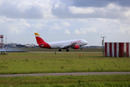 EC-JSK EHAM 4