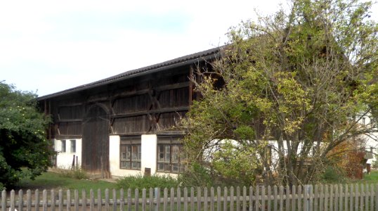 Edling, Pfarrer-Huber-Weg 2, Bundwerkstadel, 1