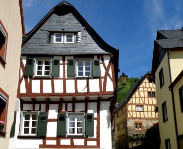 Ediger Oberbachstraße hinter Nr.16