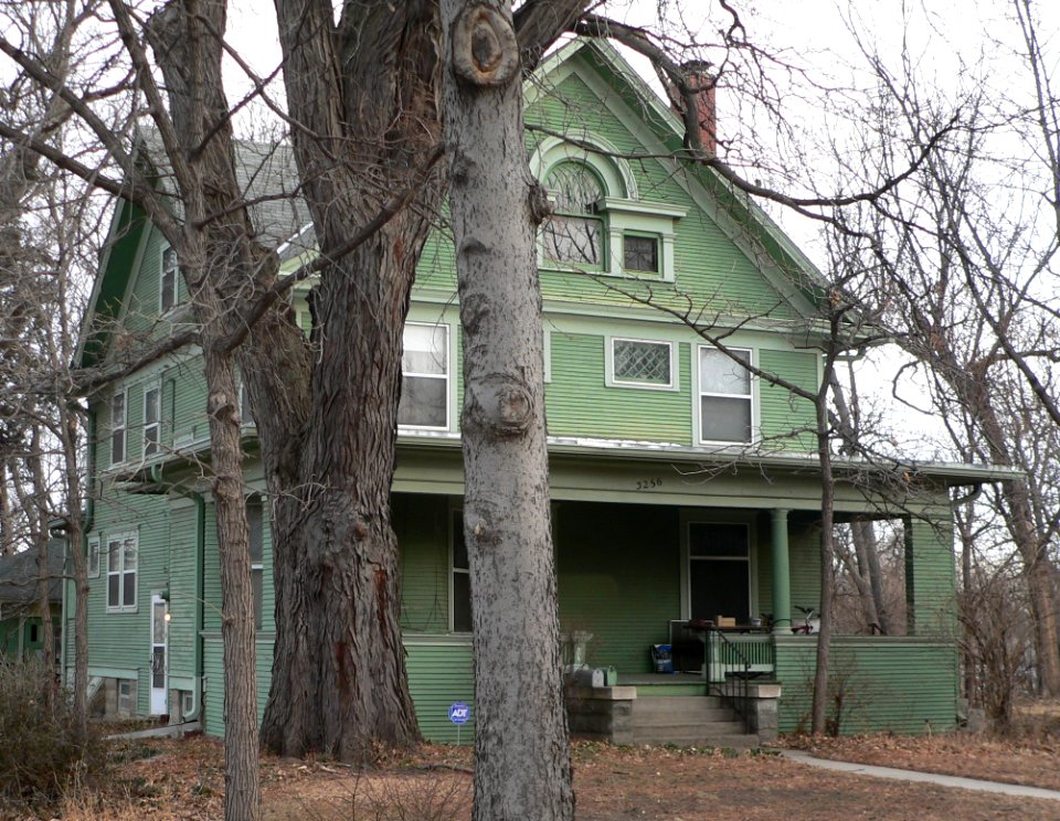 Edgar A. Burnett house (Lincoln, Nebraska) from SE 1
