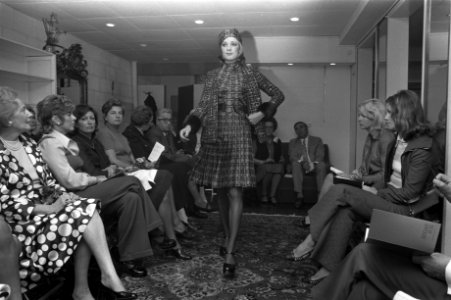 Edgar Vos toont mode herst-wintercollectie 1972-1973, Bestanddeelnr 925-8733