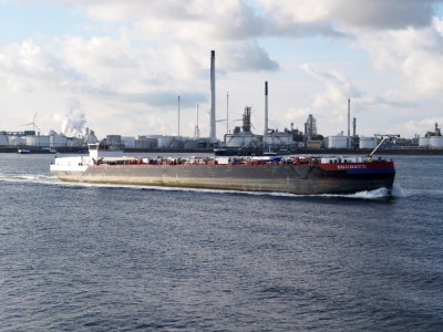 Edersee (ship, 2014) ENI 04811770 Calandkanaal pic1