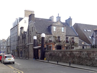 Edinburgh, 34, 36, 38 West Nicolson Street, Pear Tree