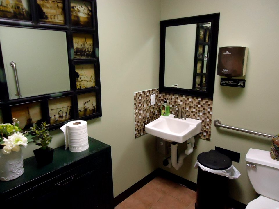 Edison NJ The Coffee House beautiful bathroom decor