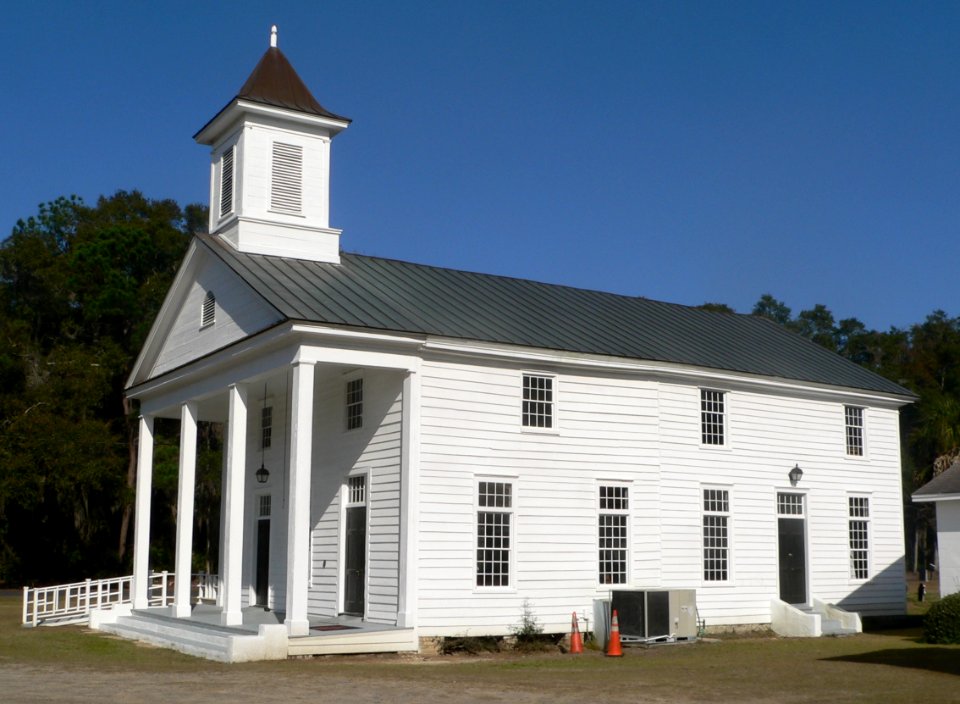 Edisto Island Baptist Church from S 2