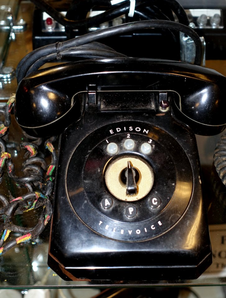 Edison TeleVoice TeleVoiceWriter dictation phone - Telephone Museum - Waltham, Massachusetts - DSC08224