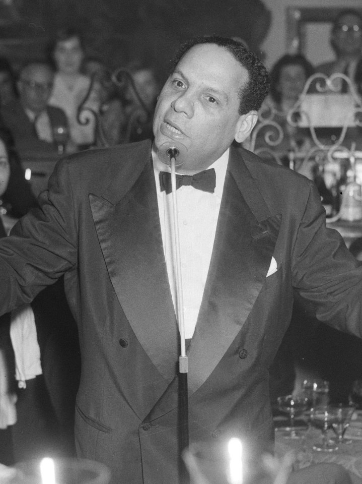 Edmundo Ros op Schiphol (1957)