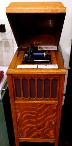 Edison phonograph - Ridai Museum of Modern Science, Tokyo - DSC07674