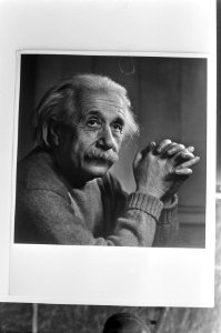 Een foto van Albert Einstein, Bestanddeelnr 926-8464
