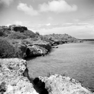 Een baai aan de Westkust van Curaçao, Bestanddeelnr 252-7450